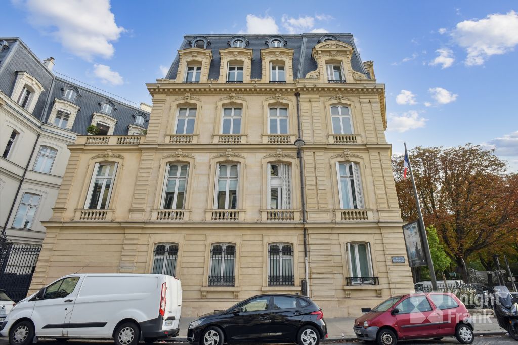 location bureaux Paris-8 de 760 m²- Photo1