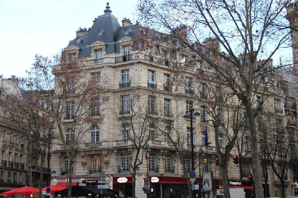 location bureaux Paris-16 de 270 m²- Photo1