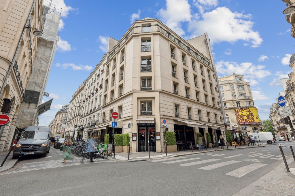 location bureaux Paris-9 de 145 m²- Photo1