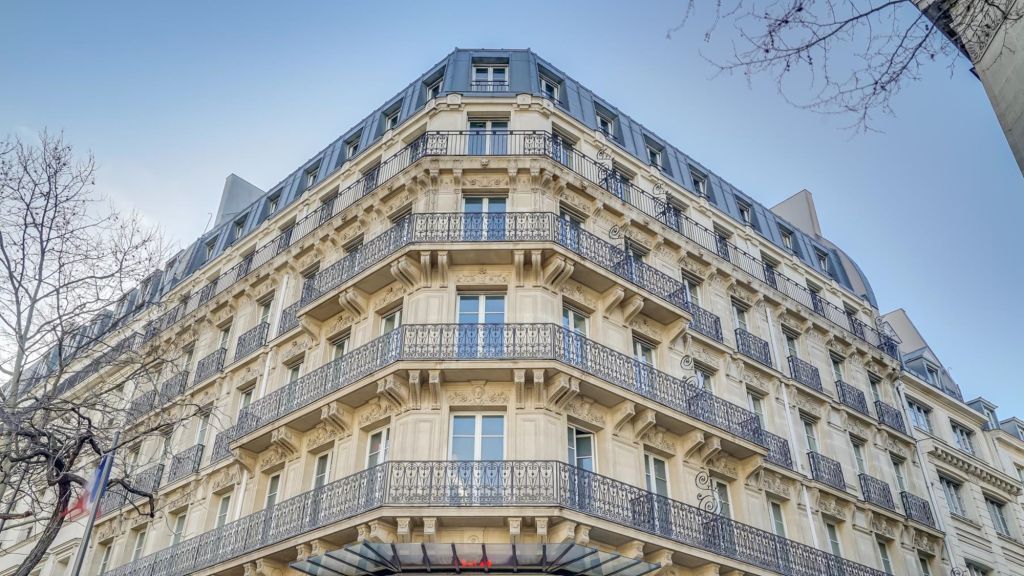 location bureaux Paris-6 de 8 374 m²- Photo1