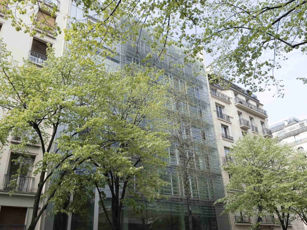 location bureaux Paris-16 de 236 m²- Photo1