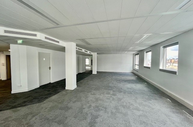 location bureaux Boulogne-Billancourt-92100 de 2 100 m²- Photo3