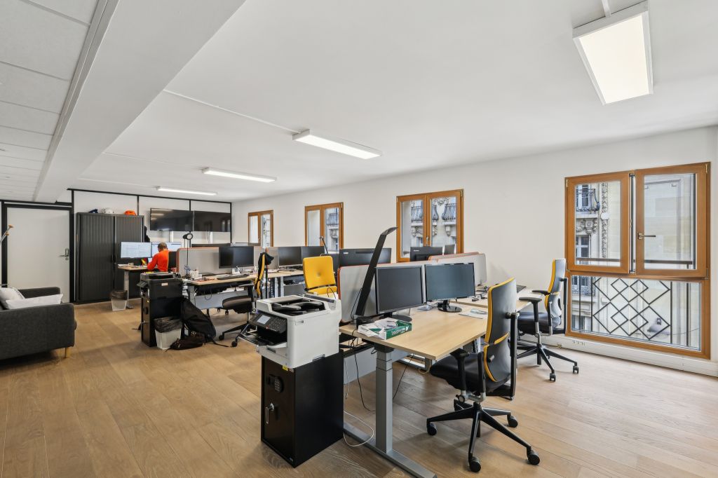 location bureaux Paris-9 de 145 m²- Photo4