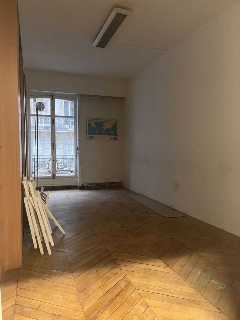 location bureaux Paris-17 de 271 m²- Photo4